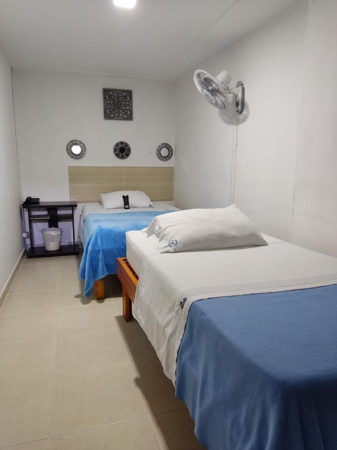 Hotel Mirador Plaza Pereira Bagian luar foto