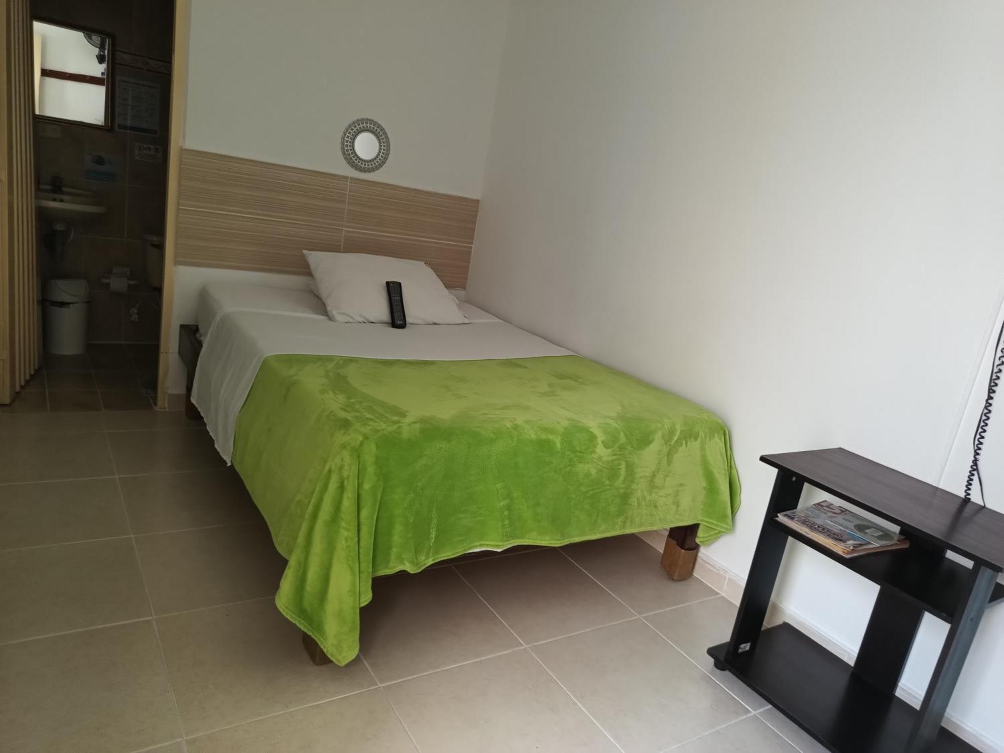 Hotel Mirador Plaza Pereira Bagian luar foto